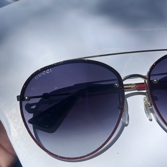 Gucci Authentic Red Glitter Framed Sunglasses, GG0351S 62 - Picture 5 of 6